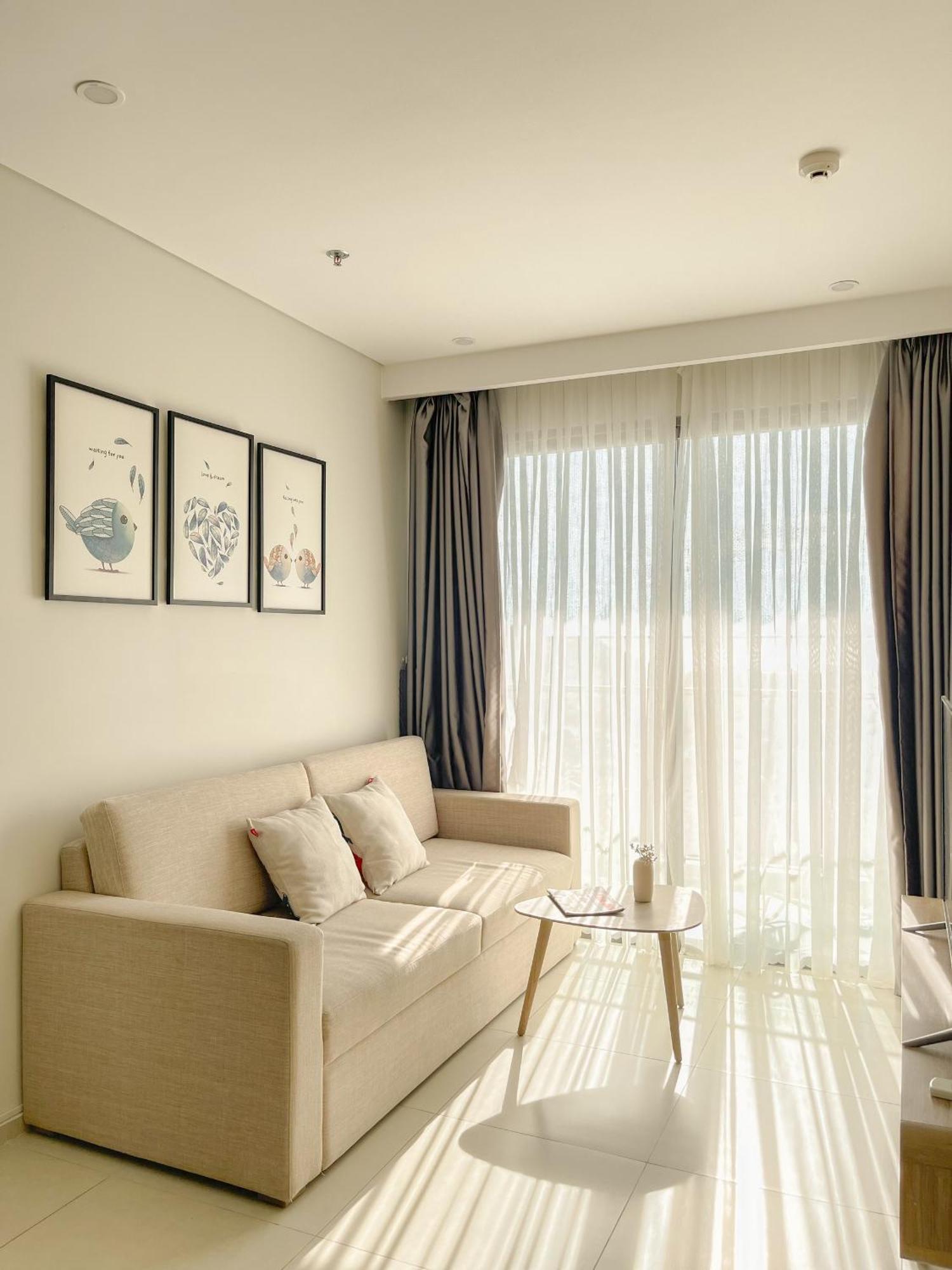 Leo House - The Song Building * Vung Tau
